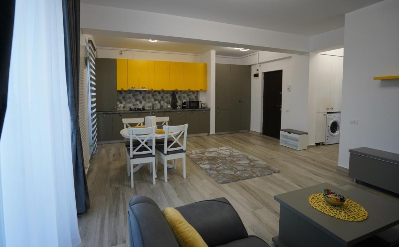 ALEMAR Sunny Apartment Navodari Bagian luar foto